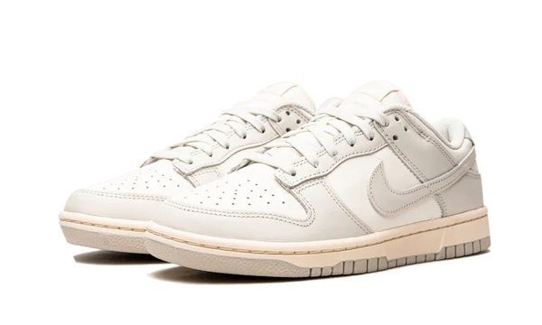 Dunk Low Light Bone - Kup oryginalne Dunk Low Light Bone DD1503-107 - widok z drugiego boku - Sneakersy