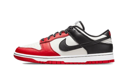 Nike Dunk Low NBA 75th Anniversary Chicago Bulls biało-czerwony - widok główny z boku | Saturaise.com
