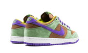 Buty Nike Dunk Low Veneer (2020) - widok z przodu - Rozmiary EU