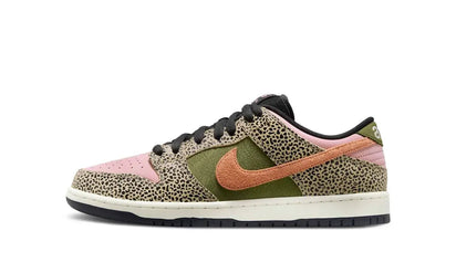 Nike Nike SB Dunk Low Arts-Rec czarny-biały - widok główny z boku | Saturaise.com