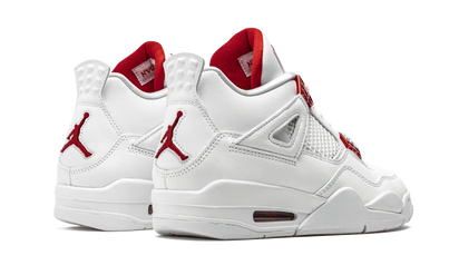 Buty Air Jordan Air Jordan 4 Retro Metallic Red - widok z przodu - Rozmiary EU