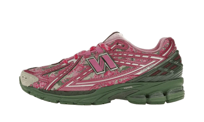 New Balance 1906R Jack Harlow zielony-szary - widok główny z boku | Saturaise.com