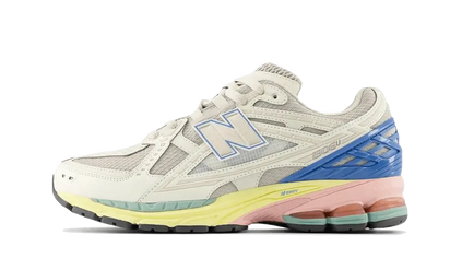 New Balance 1906U Lunar New Year Angora niebieski-różowy - widok główny z boku | Saturaise.com