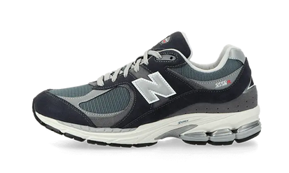 New Balance 2002R Eclipse Raincloud granatowy-szary - widok główny z boku | Saturaise.com