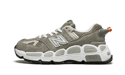 New Balance 574 Salehe Bembury YURT Grey biały-szary - widok główny z boku | Saturaise.com