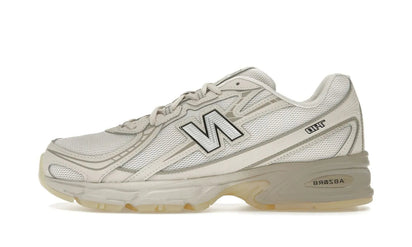 New Balance New Balance 740 Lunar New Year (2025) biały-beżowy - widok główny z boku | Saturaise.com