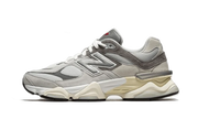 New Balance New Balance 9060 Rain Cloud biały - widok główny z boku | Saturaise.com