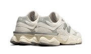 Buty New Balance New Balance 9060 Sea Salt White - widok z przodu - Rozmiary EU