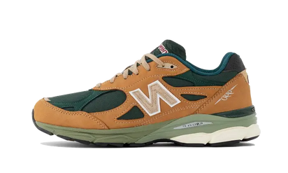 New Balance 990 V3 Made In USA Brown Olive czerwony-zielony - widok główny z boku | Saturaise.com