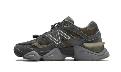 New Balance 9060 Blacktop Dark Moss czarny-czerwony - widok główny z boku | Saturaise.com