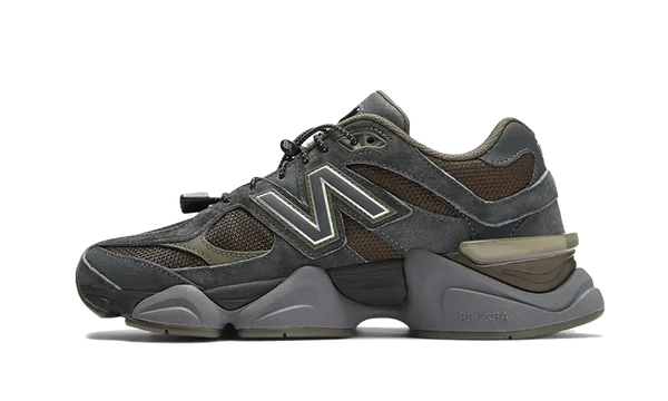 9060 Blacktop Dark Moss