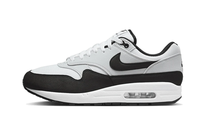 Yeezy Air Max 1 White Black czarny-biały - widok główny z boku | Saturaise.com