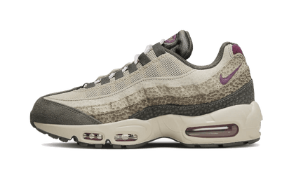 Nike Air Max 95 Safari Viotech fioletowy - widok główny z boku | Saturaise.com