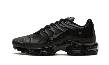 Nike Air Max Plus A-COLD-WALL Black granatowo-biały - widok główny z boku | Saturaise.com