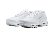 Kup oryginalne Air Max Plus Triple White AJ2029-100 - widok z drugiego boku - Sneakersy