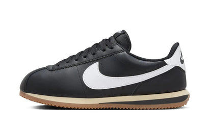 Nike Nike Cortez Black Gum Medium Brown Sesame White czarny-biały - widok główny z boku | Saturaise.com