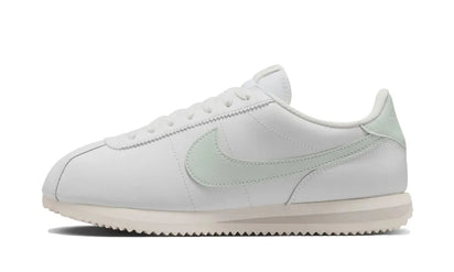 Nike Nike Cortez Leather Summit White Light Silver biały-beżowy - widok główny z boku | Saturaise.com