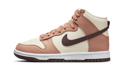 Nike Dunk High Dusted Clay biały - widok główny z boku | Saturaise.com