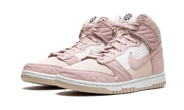 Dunk High LX Next Nature Pink Oxford - Kup oryginalne Dunk High LX Next Nature Pink Oxford - widok z drugiego boku - Sneakersy