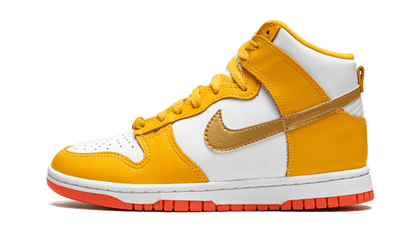Nike Dunk High University Gold biały-złoty - widok główny z boku | Saturaise.com