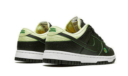 Buty Nike Dunk Low Avocado - widok z przodu - Rozmiary EU