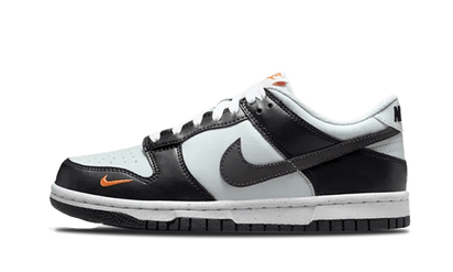 Nike Dunk Low Black Grey Orange czarny-czerwony - widok główny z boku | Saturaise.com