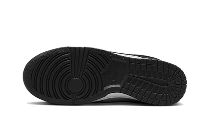 Buty Nike Dunk Low Black Grey Orange - widok z przodu - Rozmiary EU