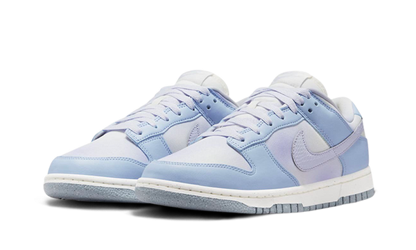 Dunk Low White Blue Airbrush - Kup oryginalne Dunk Low White Blue Airbrush FN0323-400 - widok z drugiego boku - Sneakersy