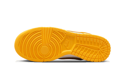 Buty Nike Dunk Low Citron Pulse - widok z przodu - Rozmiary EU