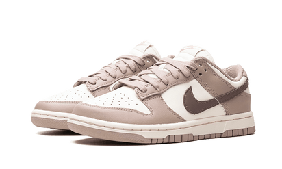 Kup oryginalne Nike Dunk Low Diffused Taupe - widok z drugiego boku - Sneakersy