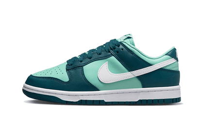 Nike Dunk Low Geode Teal biały-czerwony - widok główny z boku | Saturaise.com