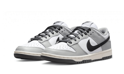 Kup oryginalne Nike Dunk Low Light Smoke Grey - widok z drugiego boku - Sneakersy