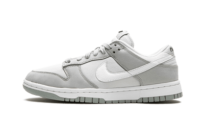 Nike Dunk Low LX Light Smoke Grey biały-czerwony - widok główny z boku | Saturaise.com