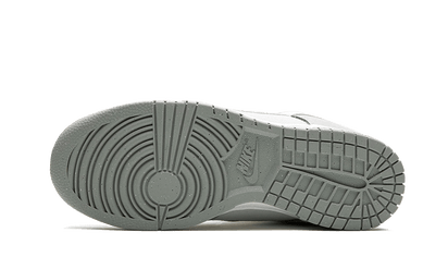100% Oryginalne Dunk Low LX Light Smoke Grey - widok z tyłu - 575.00 PLN
