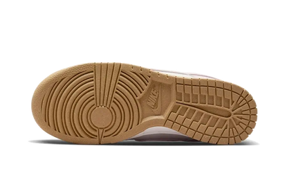 Buty Nike Dunk Low Next Nature Platinum Violet - widok z przodu - Rozmiary EU