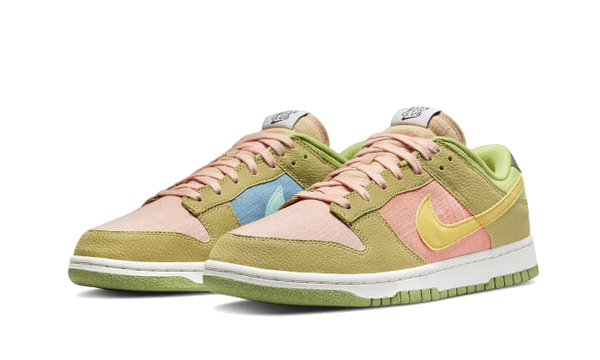 Dunk Low Next Nature Sun Club Arctic Orange - Kup oryginalne Dunk Low Next Nature Sun Club Arctic Orange DM0583-800 - widok z drugiego boku - Sneakersy
