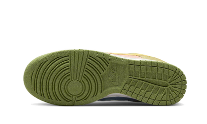 Buty Nike Dunk Low Next Nature Sun Club Arctic Orange - widok z przodu - Rozmiary EU