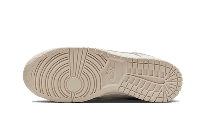 Buty Nike Dunk Low Oxygen Purple - widok z przodu - Rozmiary EU