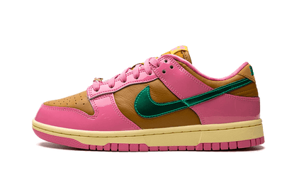Nike Dunk Low Parris Goebel czarno-biały - widok główny z boku | Saturaise.com