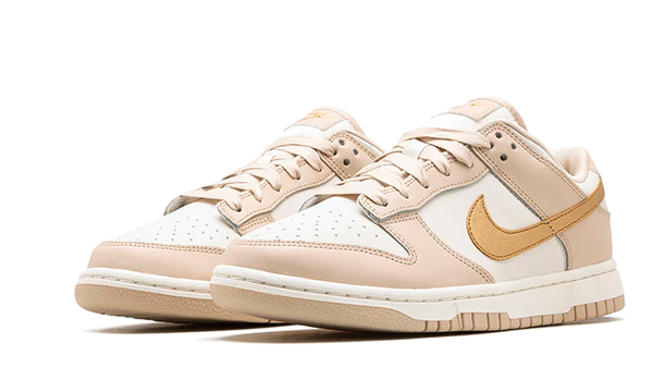 Dunk Low Phantom Metallic Gold - Kup oryginalne Dunk Low Phantom Metallic Gold DX5930-001 - widok z drugiego boku - Sneakersy