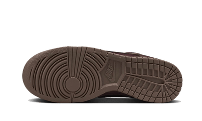 Buty Nike Dunk Low Premium Burgundy Crush - widok z przodu - Rozmiary EU