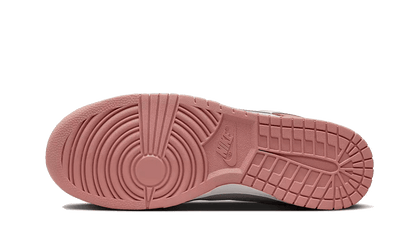 Buty Nike Dunk Low Red Stardust Sanddrift - widok z przodu - Rozmiary EU