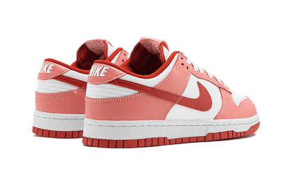 Buty Nike Dunk Low Red Stardust - widok z przodu - Rozmiary EU