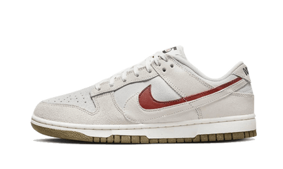 Nike Dunk Low SE 85 Cream biały-pomarańczowy - widok główny z boku | Saturaise.com