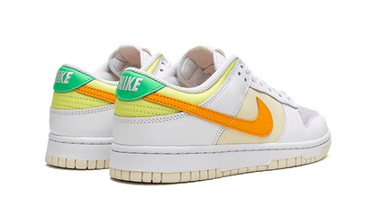 Buty Nike Dunk Low Sundial - widok z przodu - Rozmiary EU