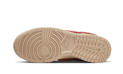 Buty Nike Dunk Low Terry Swoosh - widok z przodu - Rozmiary EU