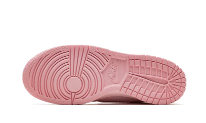 Buty Nike Dunk Low Triple Pink (Barbie) - widok z przodu - Rozmiary EU