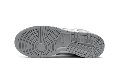 100% Oryginalne Nike Dunk Low Two Tone Grey - widok z tyłu - 525.00 PLN