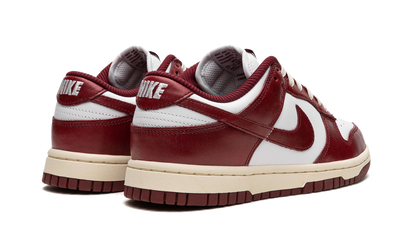 Buty Yeezy Dunk Low PRM Team Red - widok z przodu - Rozmiary EU