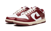 Kup oryginalne Dunk Low PRM Team Red FJ4555-100 - widok z drugiego boku - Sneakersy